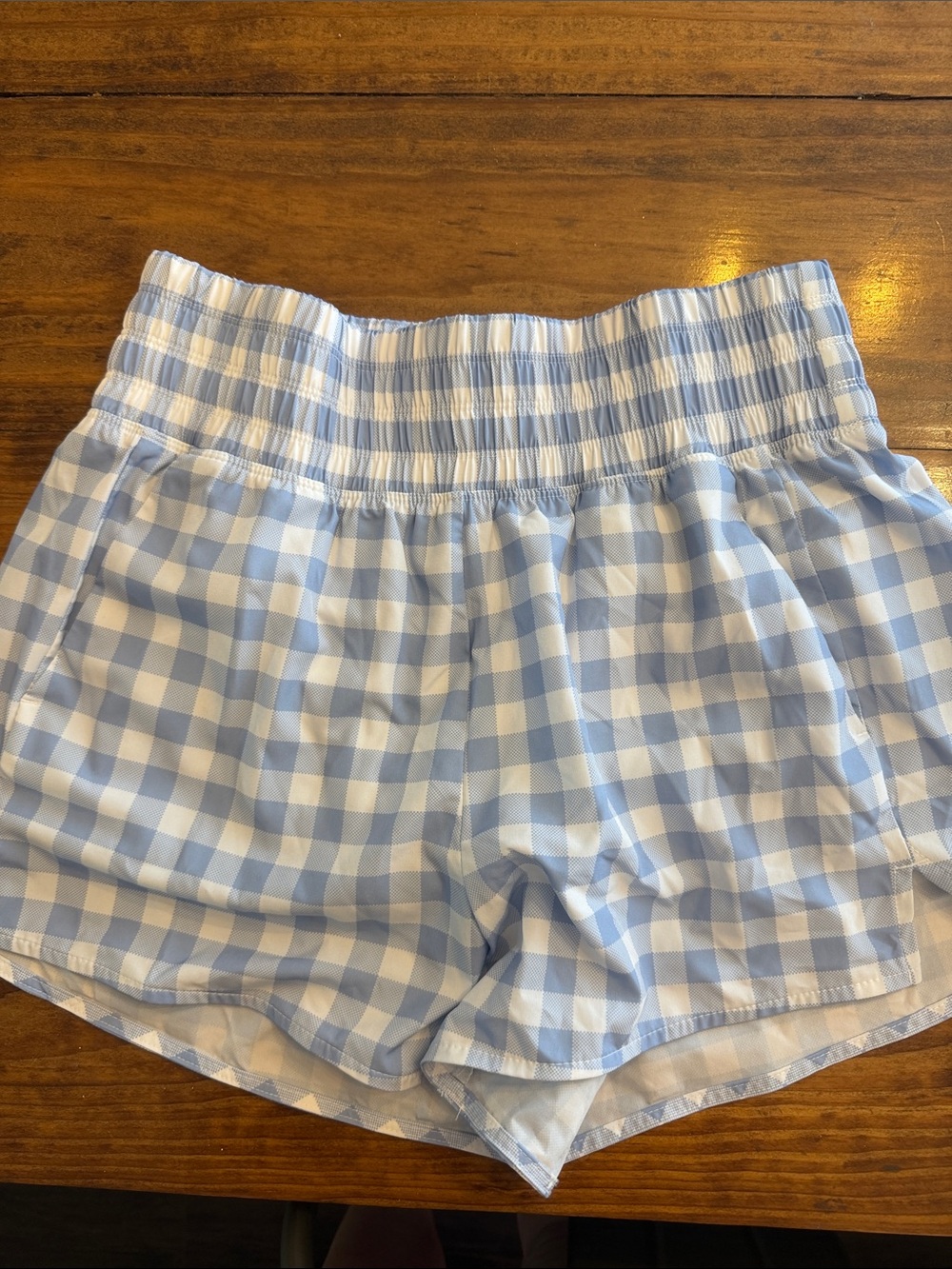 Old Navy Light Blue Gingham Women’s Elastic Waist Shorts